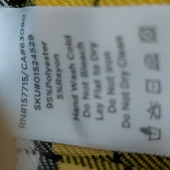 Spirit Plaid Pleated Skirt - Picture 7 of 7